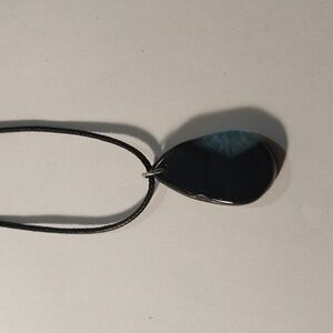 Black and blue agate teardrop stone gemstone necklace